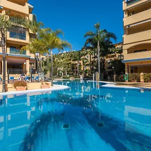 Apartment Nueva Alcantara, Marbella